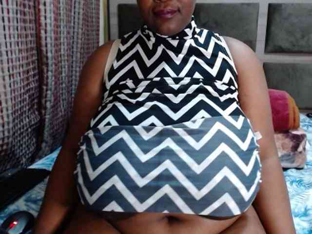 BustyBabeX webcam