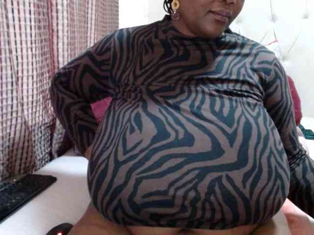 BustyBabeX webcam