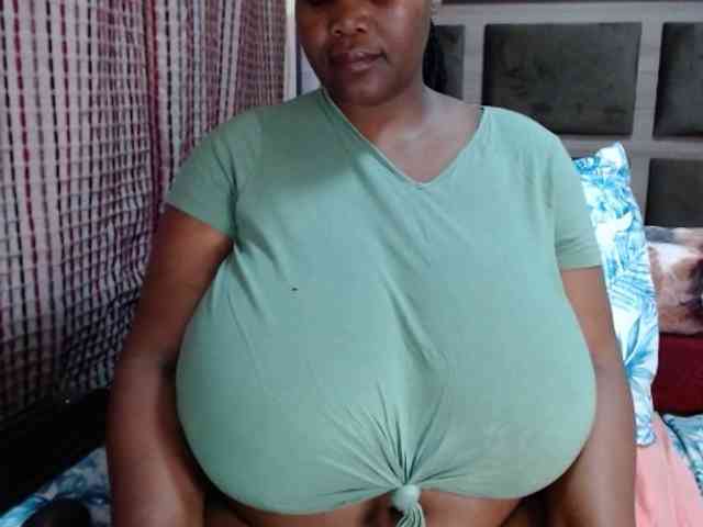 BustyBabeX webcam