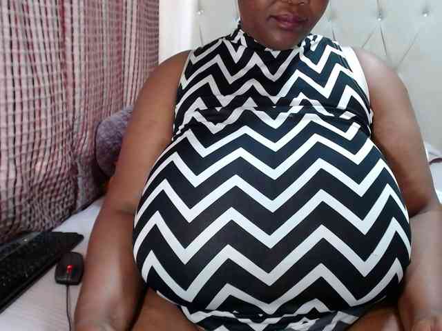 BustyBabeX webcam