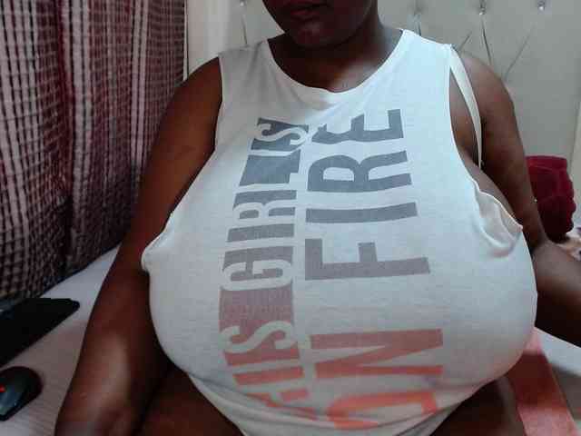 BustyBabeX webcam