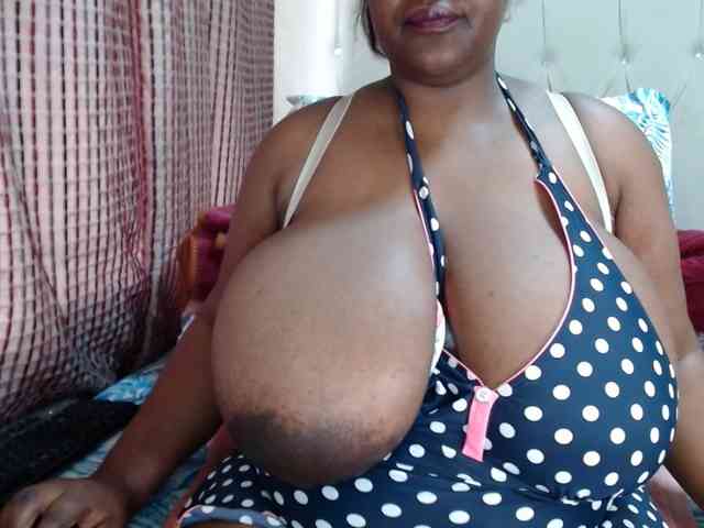BustyBabeX webcam