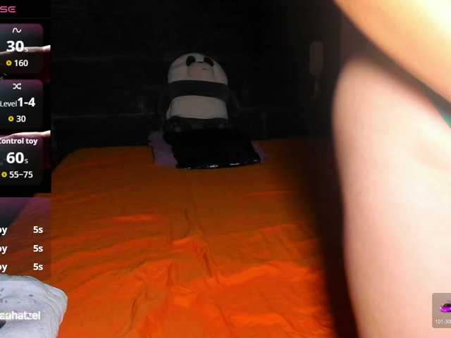 LunaaHatzel live cam on BongaCams