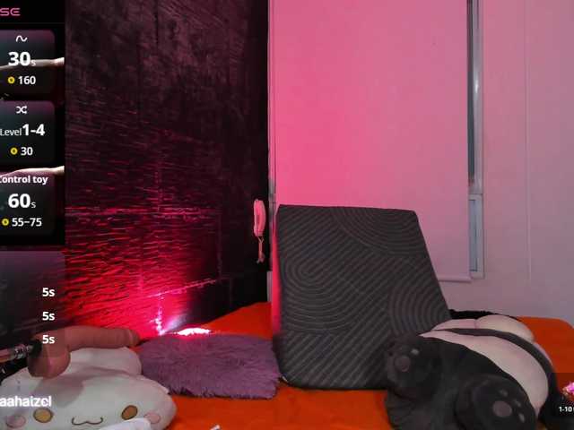 LunaaHatzel live cam on BongaCams