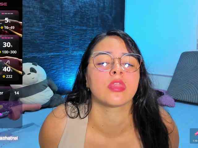 LunaaHatzel webcam