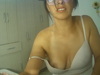 Creamymature Porn Show