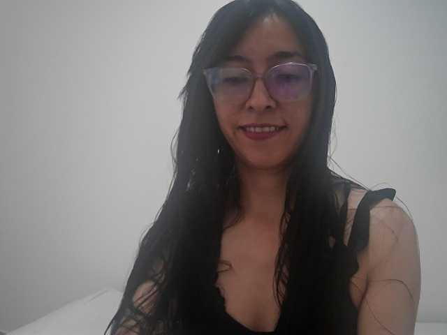 Creamymature live cam on BongaCams