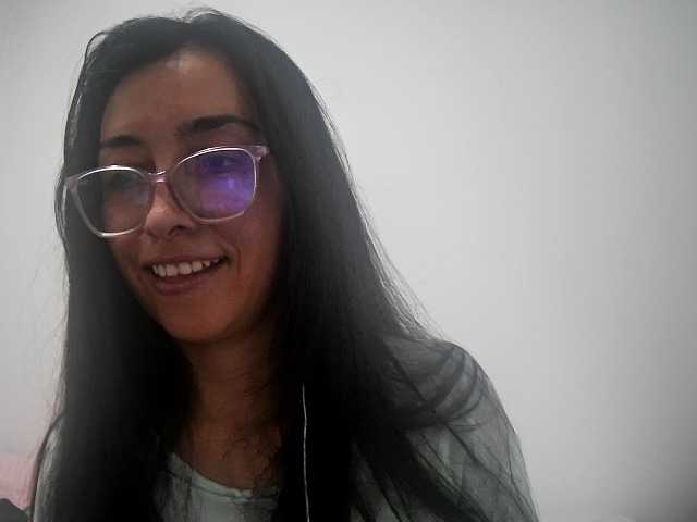 Creamymature live cam on BongaCams