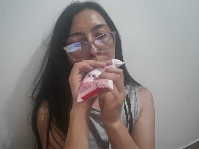 Creamymature live cam on BongaCams