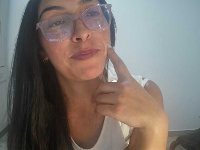 Creamymature live cam on BongaCams