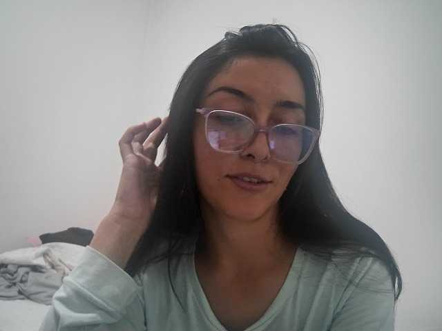 Creamymature live cam on BongaCams