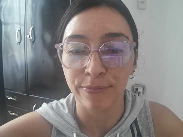 Creamymature live cam on BongaCams