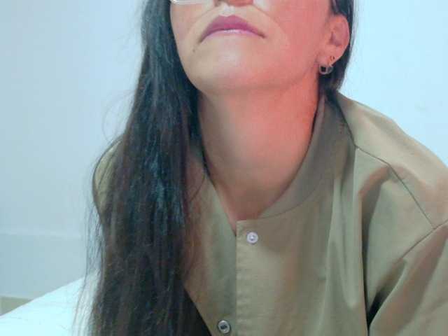 Creamymature live cam on BongaCams