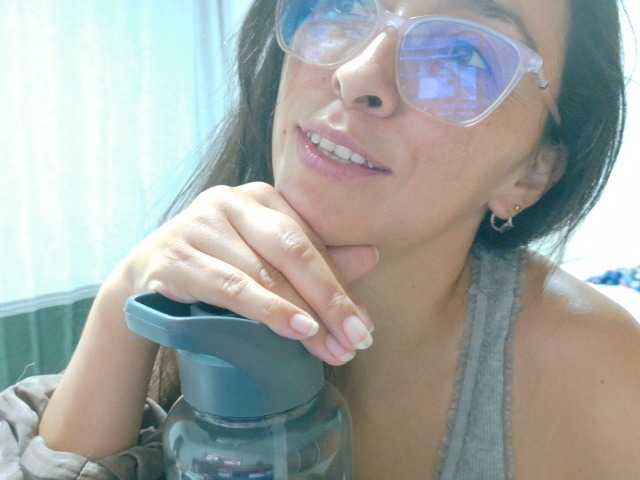 Creamymature live cam on BongaCams