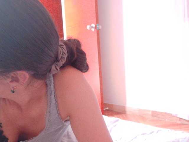 Creamymature live cam on BongaCams