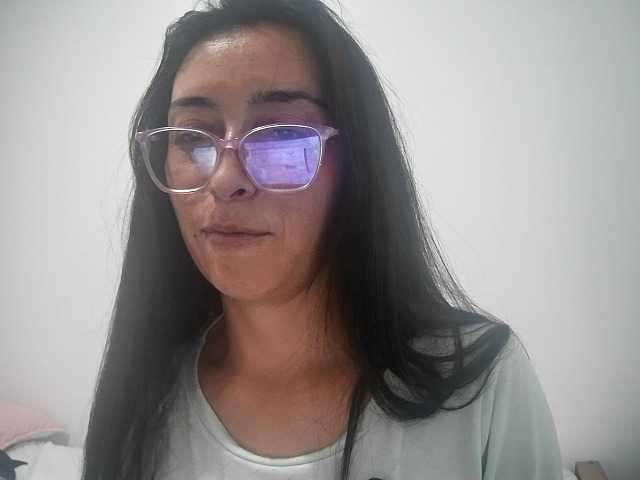 Creamymature live cam on BongaCams