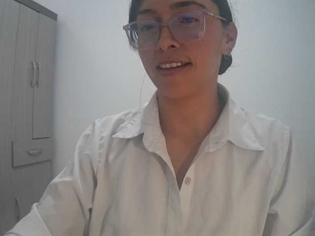 Creamymature live cam on BongaCams
