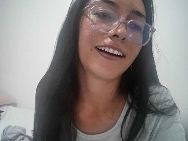 Creamymature live cam on BongaCams