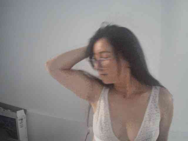 Creamymature webcam