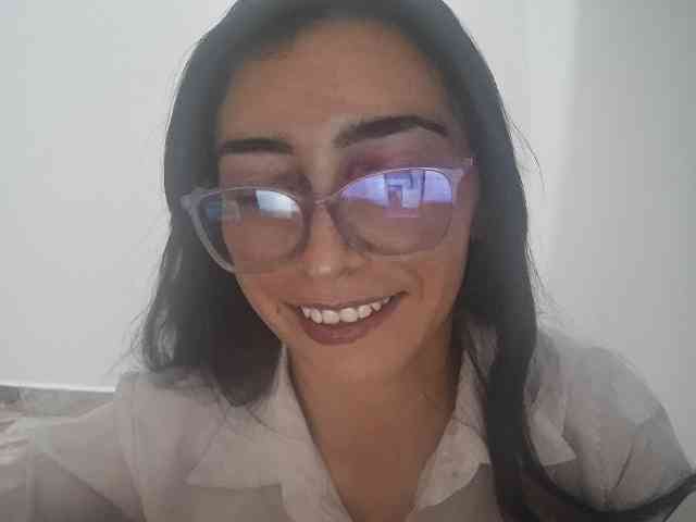 Creamymature webcam