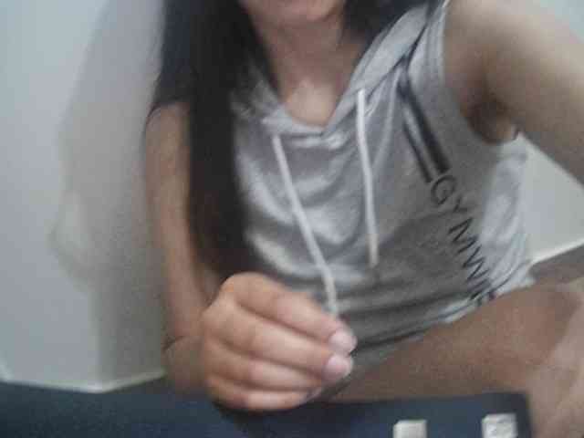 Creamymature webcam