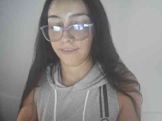 Creamymature webcam