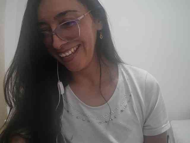 Creamymature webcam