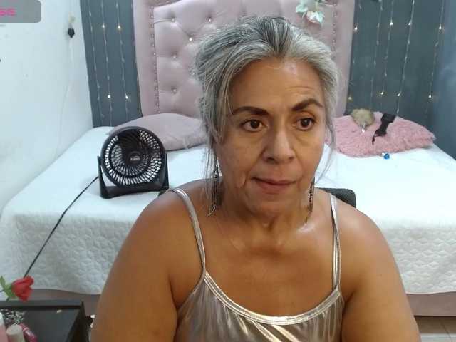 lalisha-96 live cam on BongaCams