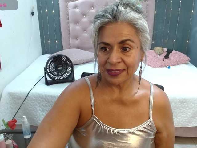 lalisha-96 live cam on BongaCams