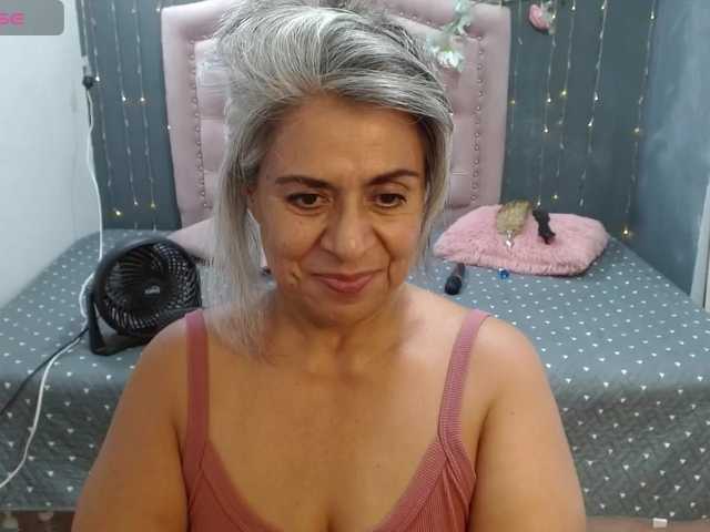 lalisha-96 live cam on BongaCams