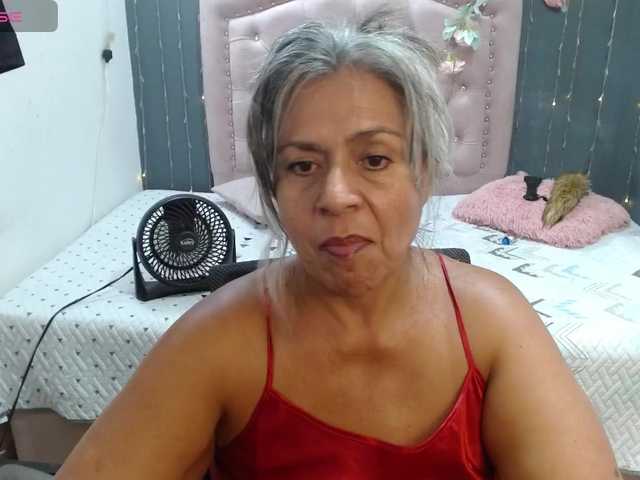 lalisha-96 live cam on BongaCams