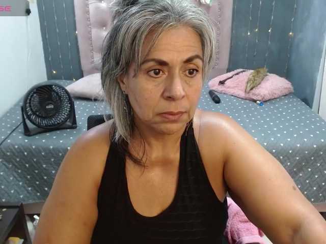 lalisha-96 live cam on BongaCams