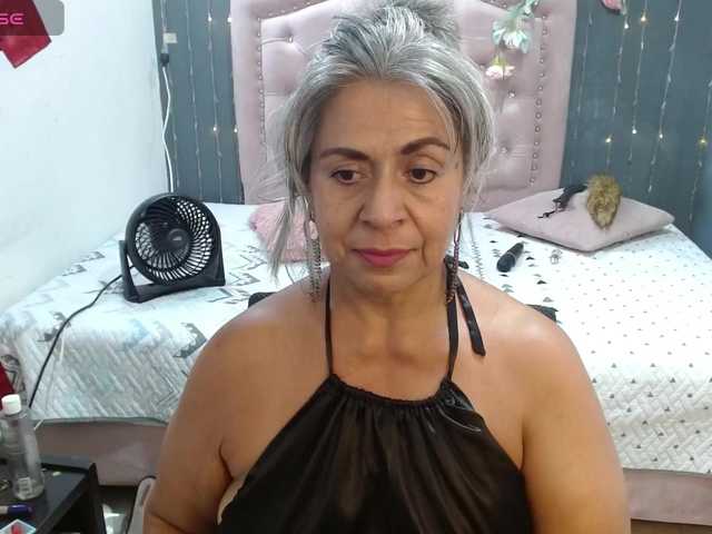 lalisha-96 live cam on BongaCams