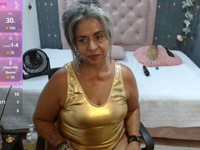 lalisha-96 live cam on BongaCams