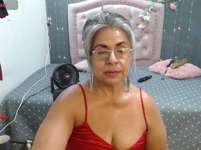 lalisha-96 live cam on BongaCams