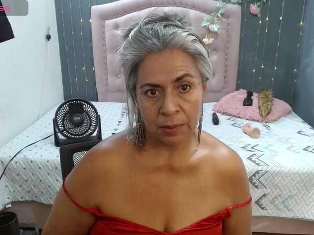 lalisha-96 live cam on BongaCams