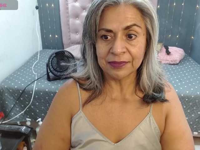 lalisha-96 live cam on BongaCams