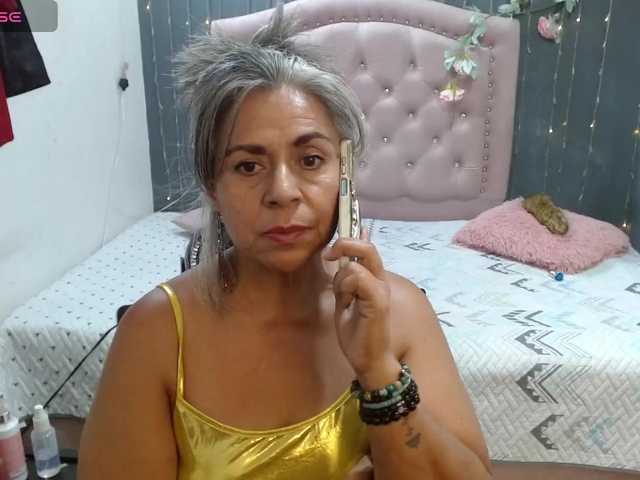 lalisha-96 live cam on BongaCams