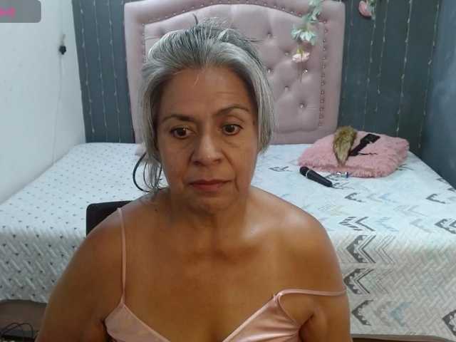 lalisha-96 live cam on BongaCams