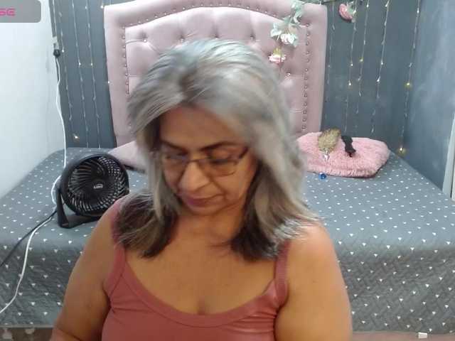 lalisha-96 live cam on BongaCams