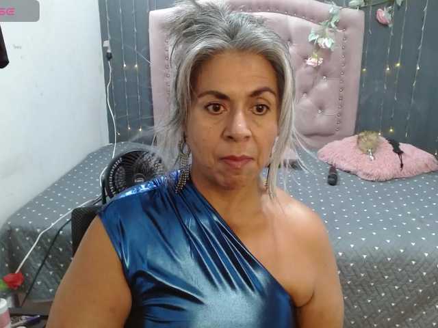 lalisha-96 live cam on BongaCams