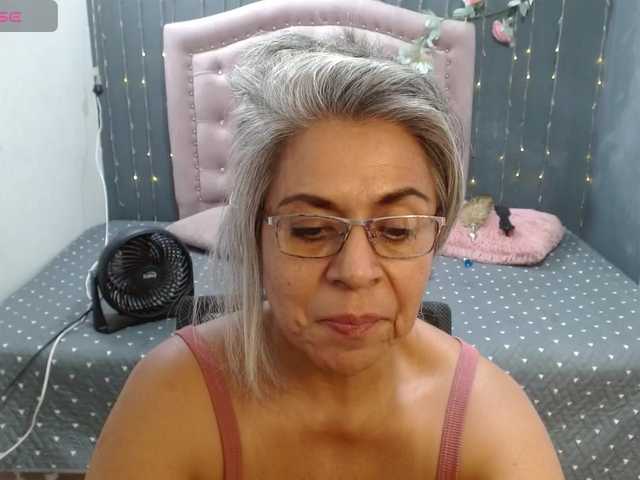 lalisha-96 live cam on BongaCams