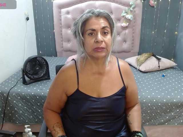 lalisha-96 live cam on BongaCams