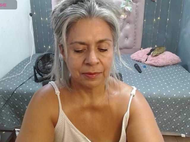 lalisha-96 live cam on BongaCams