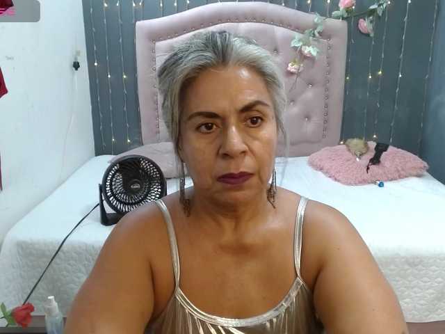 lalisha-96 live cam on BongaCams