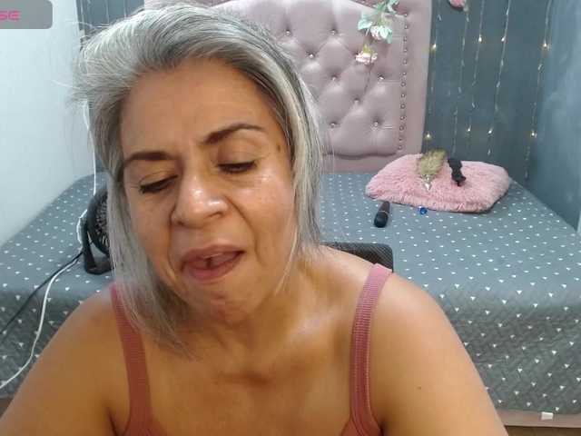 lalisha-96 live cam on BongaCams