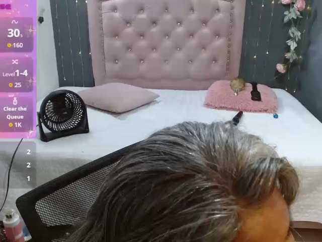 lalisha-96, live now on BongaCams
