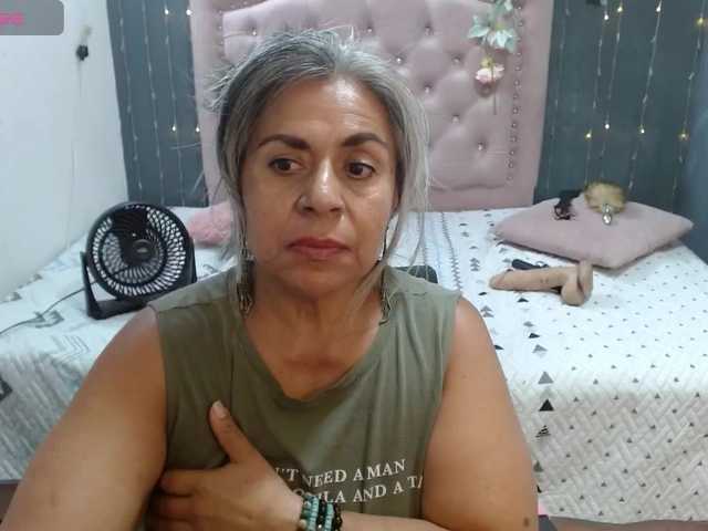 lalisha-96 live cam on BongaCams