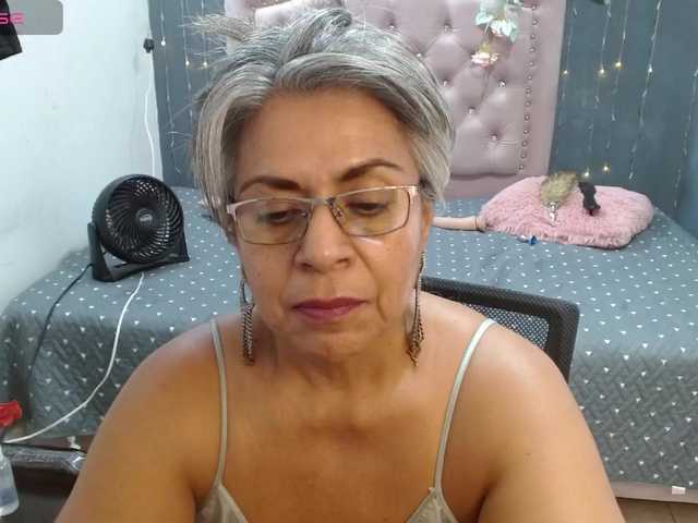 lalisha-96 live cam on BongaCams