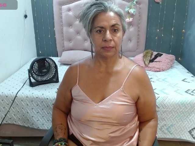 lalisha-96 live cam on BongaCams